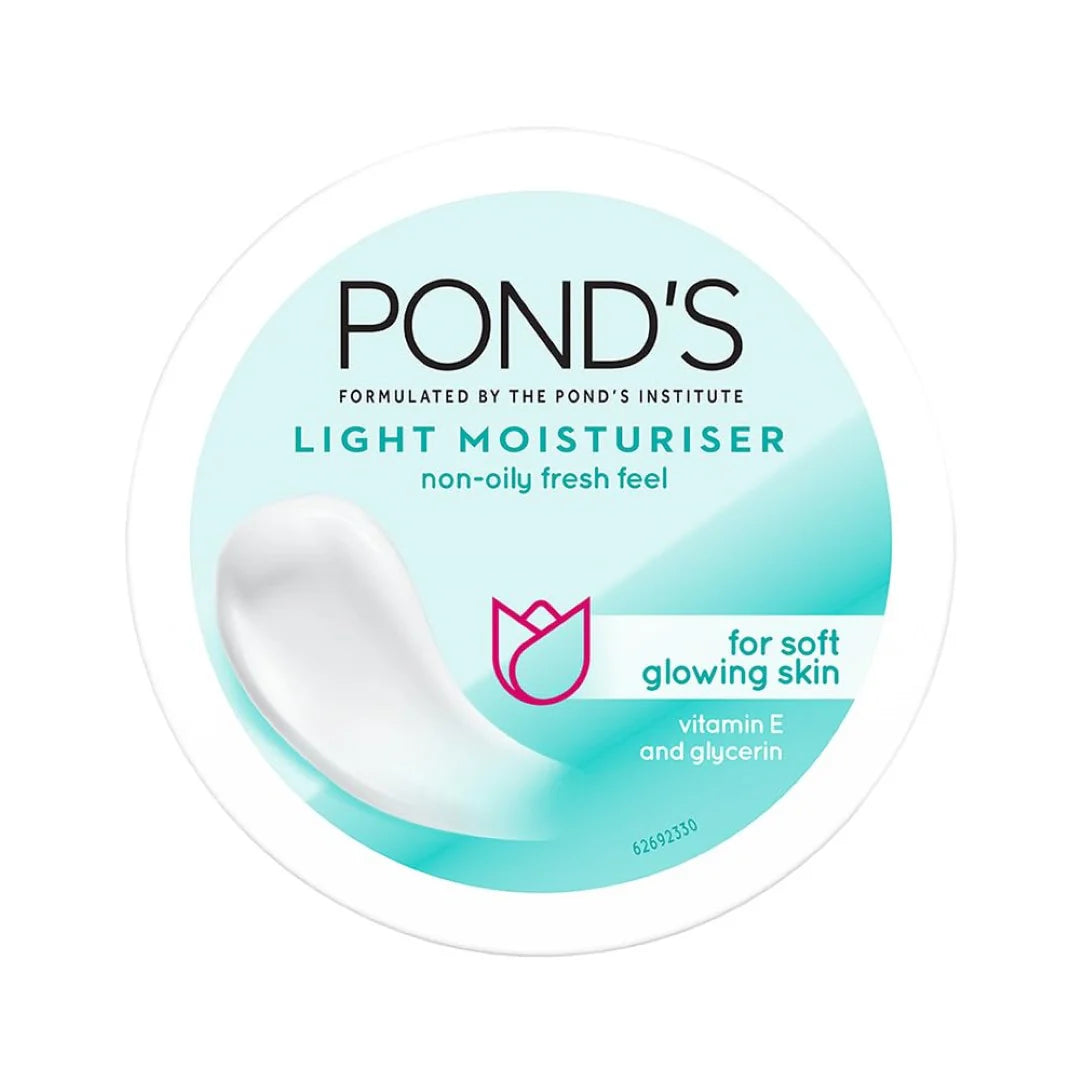 POND'S Light Moisturiser Non-Oily Fresh Feel With Vitamin E + Glycerine 300Ml